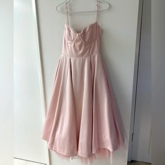 LIKE NEW House of CB Mademoiselle Dress - Picture 3 of 7